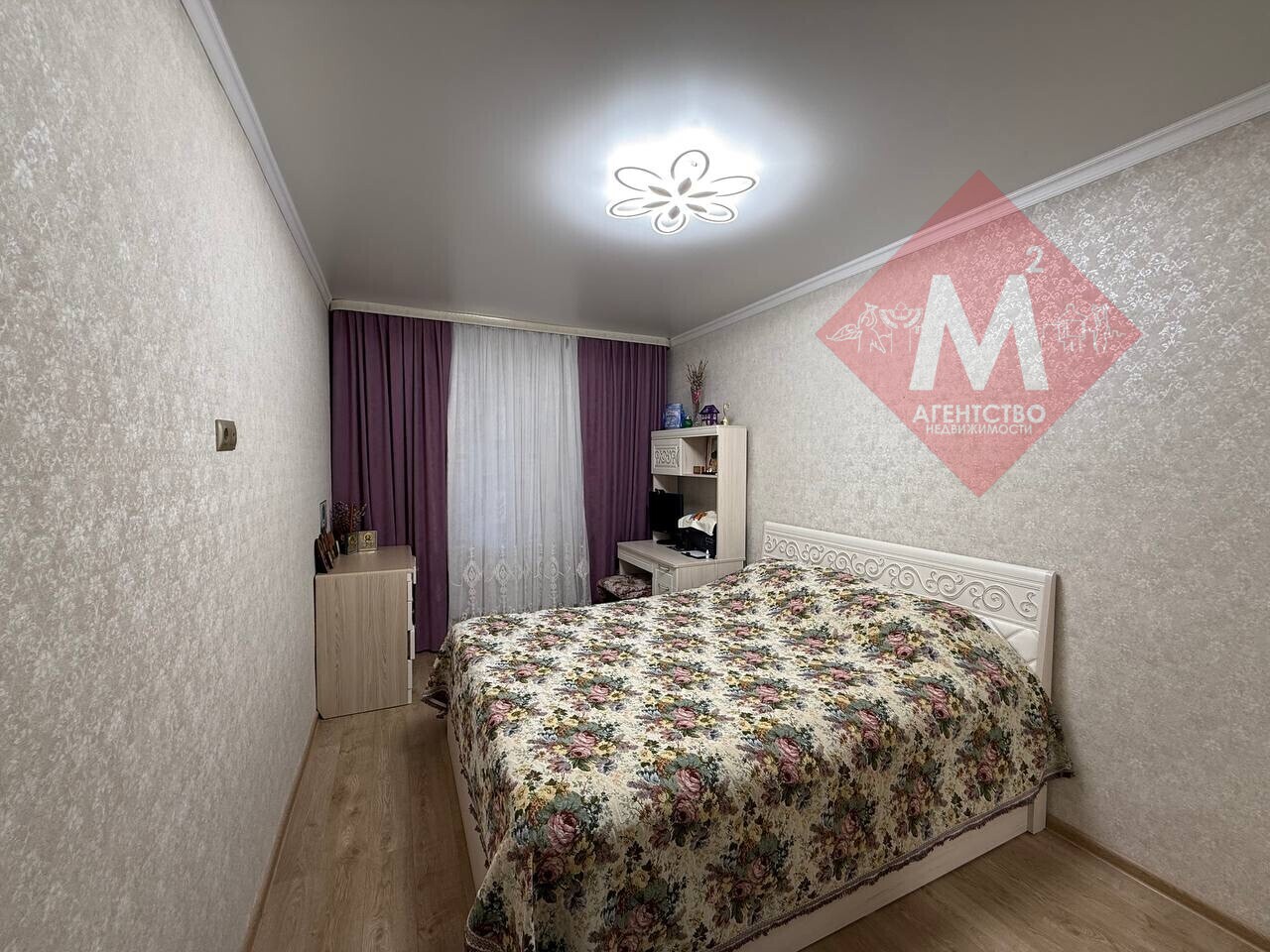 квартира № 137585756