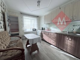 Продается 2-комнатная квартира